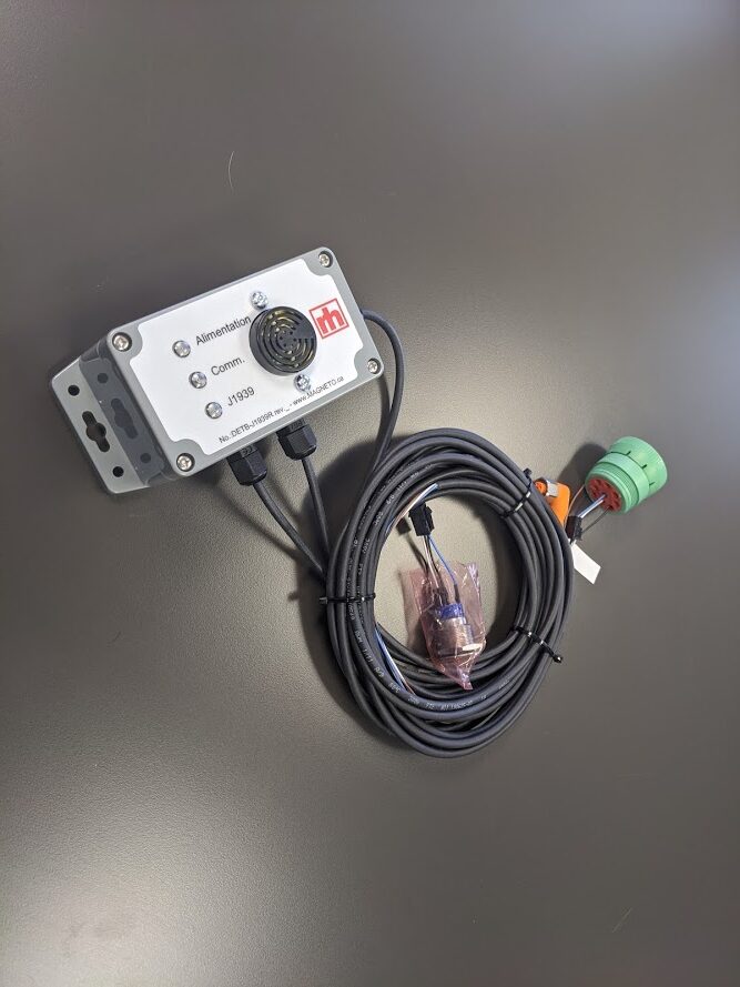 Raised dump body light and sound warning system - Magnéto